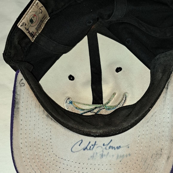 Vtg 90s Devil Rays autographed hat - Picture 3 of 4